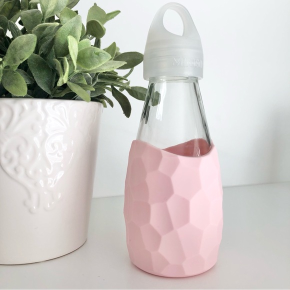 Miniso Pastel Pink Glass Water Bottle Silicone Textured Cover Bowling Pin Shape - Picture 7 of 7